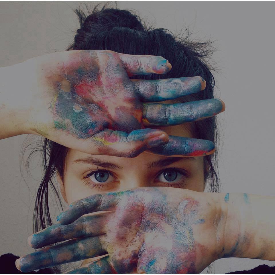 Հիմա տարիներ անց յիշում եմ Իսթանպուլն իբրեւ խայտաբղետ ներկապնակ